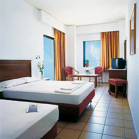 Hotell Chrissi Amoudia 4*