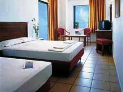Hotell Chrissi Amoudia 4*